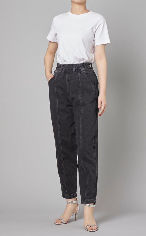 センターシームデニムパンツ