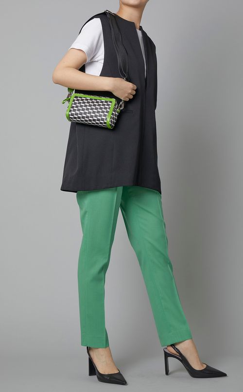 ウールツイルプルオーバージレ