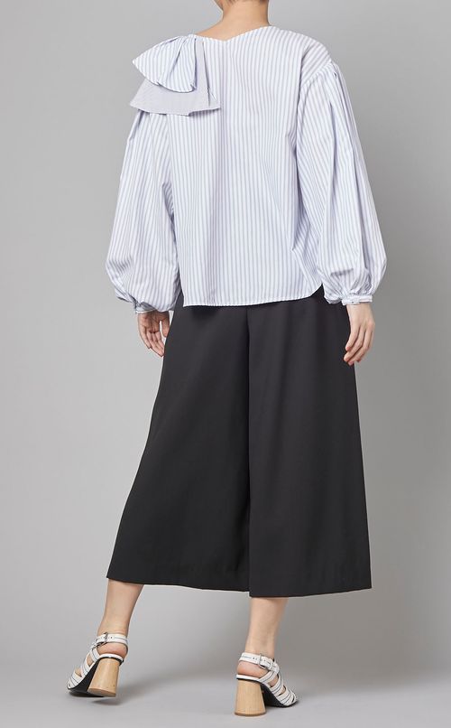 ワンサイドフリルブラウス