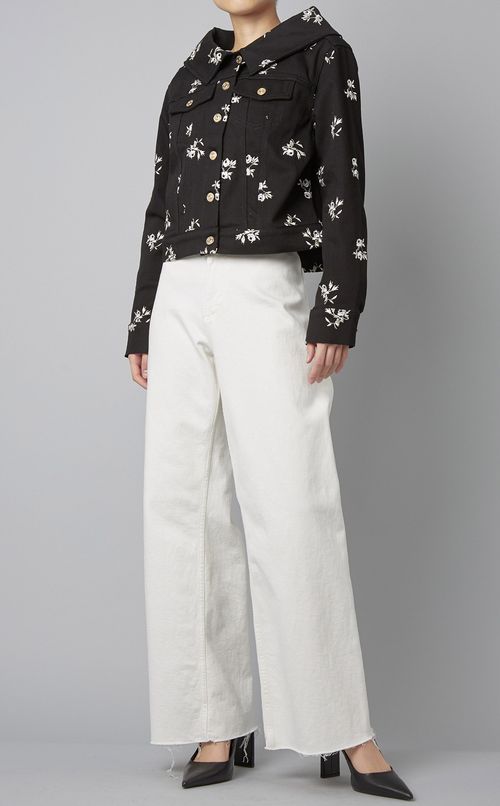 フラワー刺繍ショートデニムジャケット