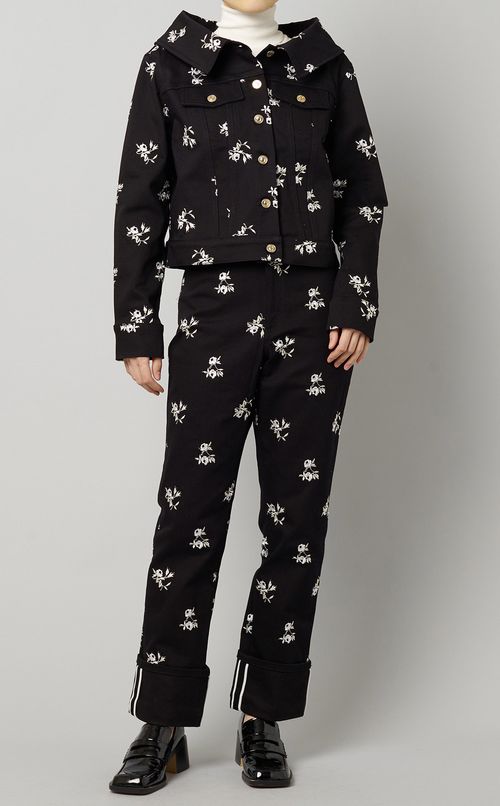 フラワー刺繍ショートデニムジャケット