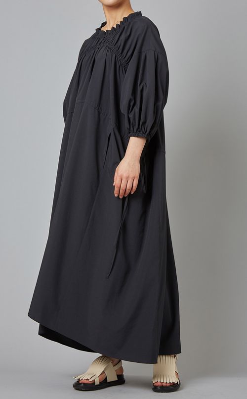 ギャザーワンピース