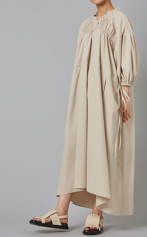 ギャザーワンピース