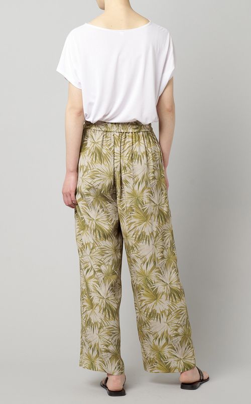 ボタニカルプリントパンツ