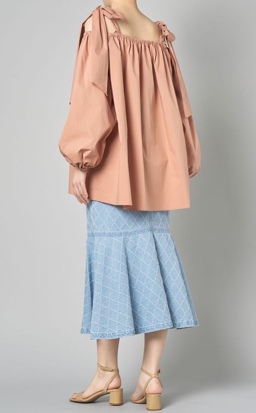 オフショルダーギャザーブラウス