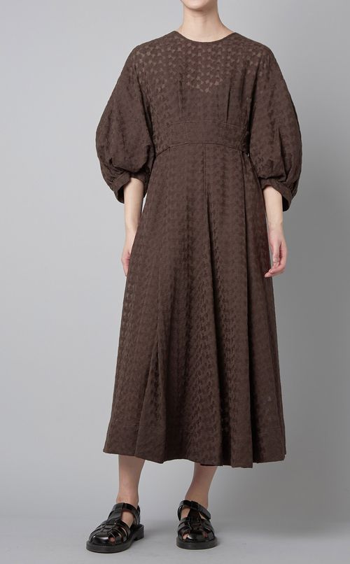 エンブロイダリーフレアワンピース