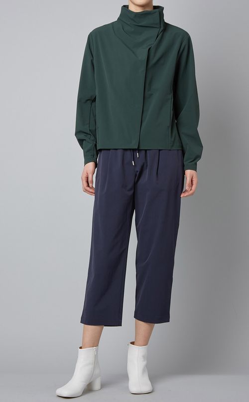 ストレッチクロップドパンツ