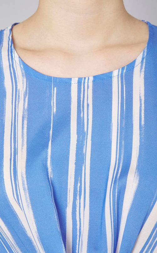 ストライププリントクルーネックブラウス