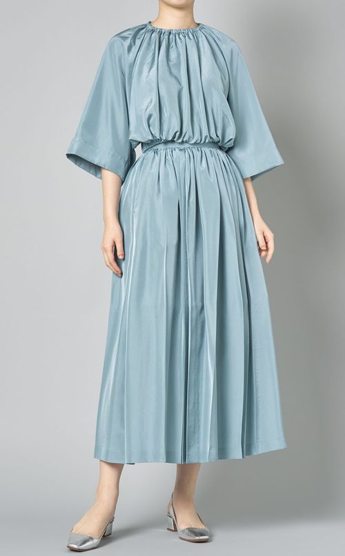 ランダムプリーツロングスカート