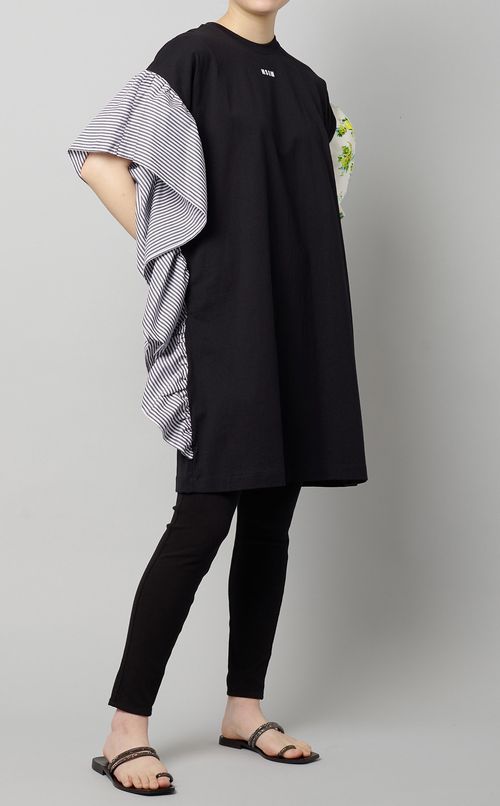 アシンメトリーフリルスリーブプルオーバー