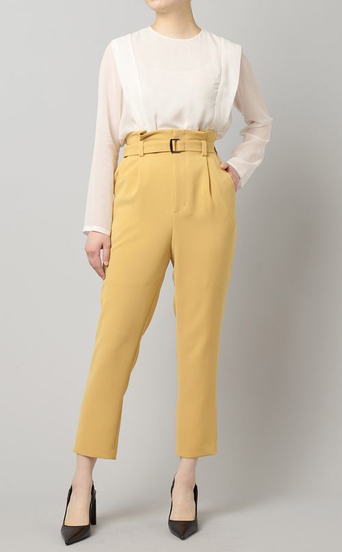 サイドタックデザインブラウス