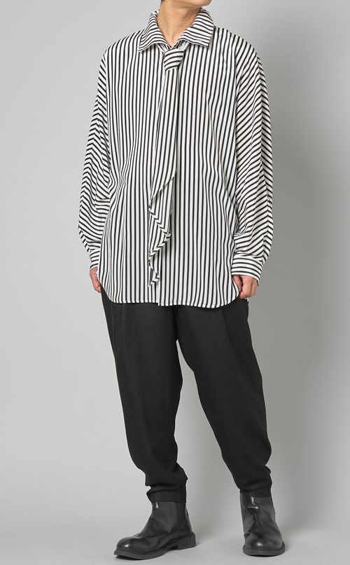 ストライプスカーフシャツ