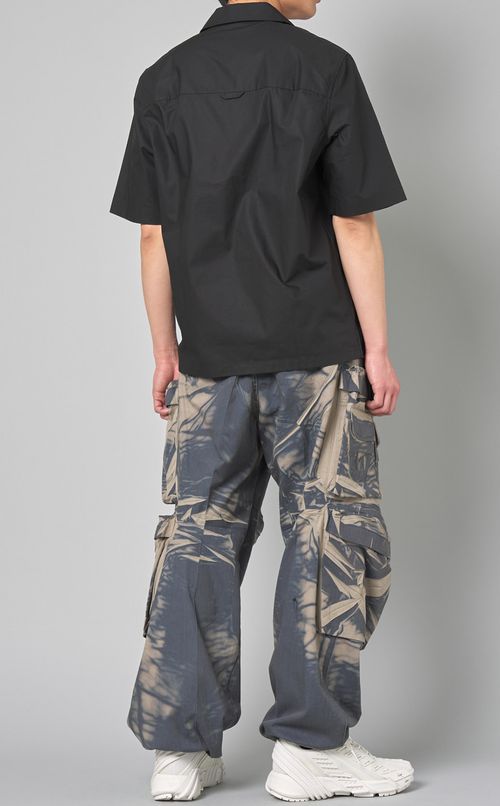 ロゴワークシャツ