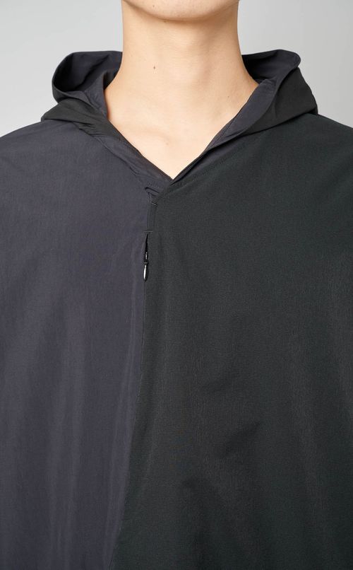 コーデュラナイロンフーデッドTシャツ