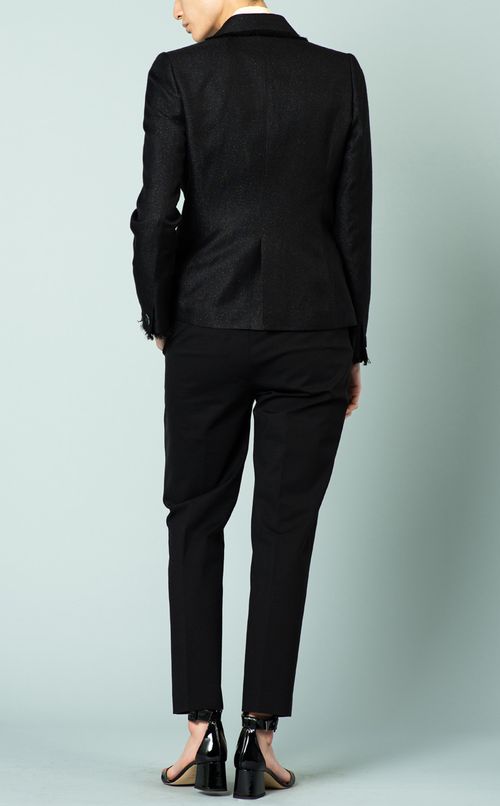 ストレッチテーパードパンツ