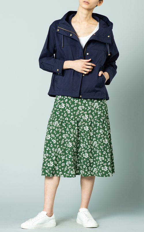 ジップアップブルゾン