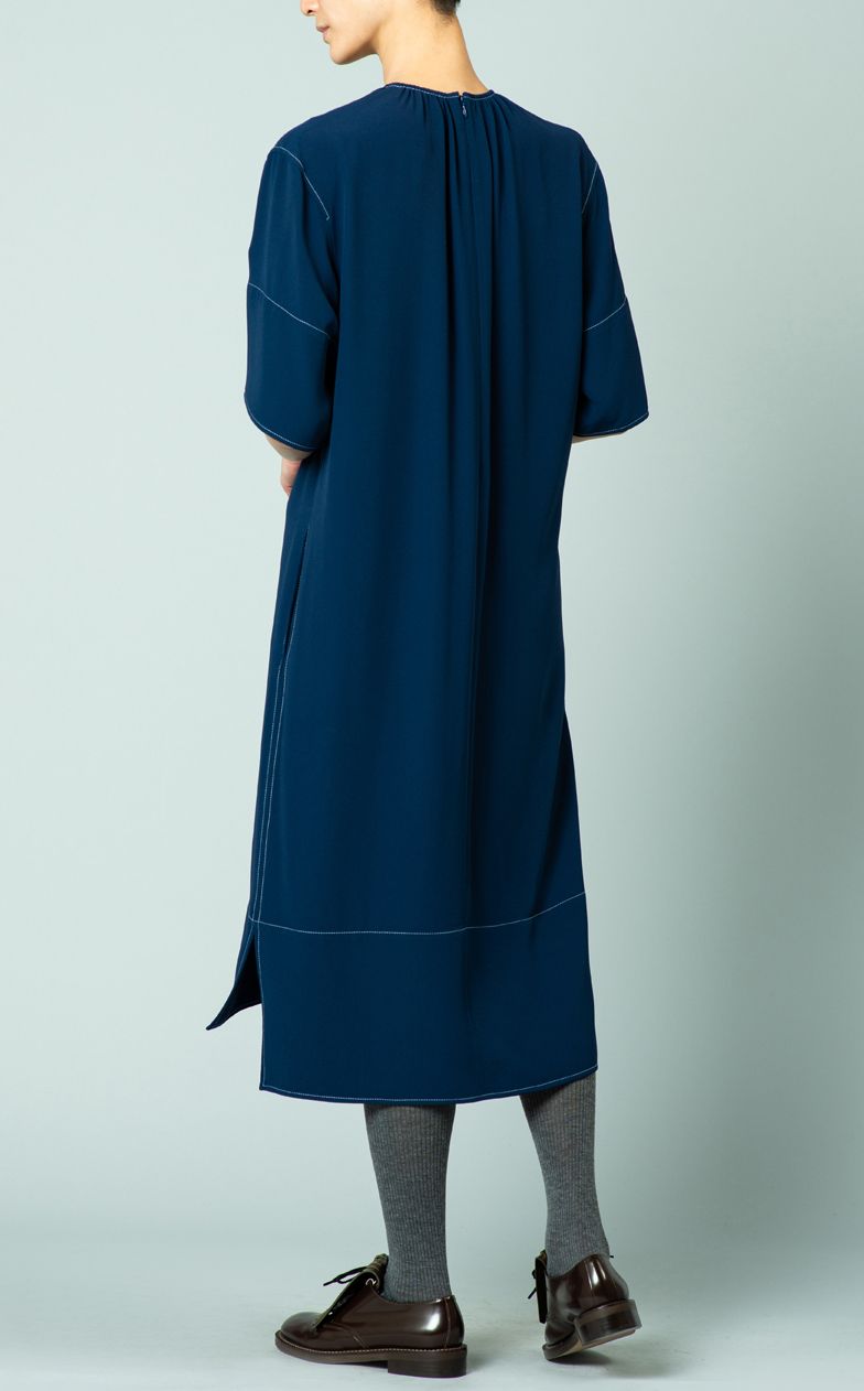 配色ステッチクルーネックワンピース
