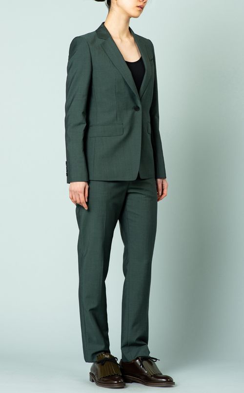 テーラードジャケット