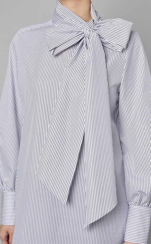 ストライプサイドボウタイシャツ