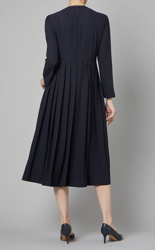 ボウタイプリーツワンピース