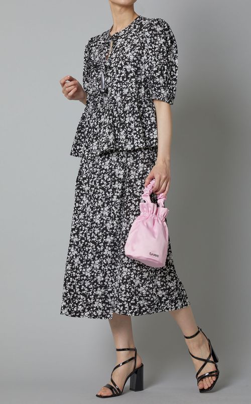 フラワープリントクレープペプラムブラウス