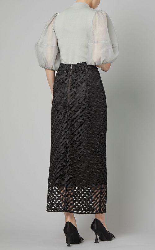 エンブロイダリーレーススカート