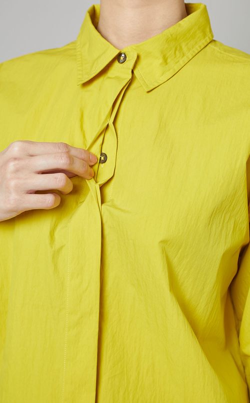 フロントフライシャツ