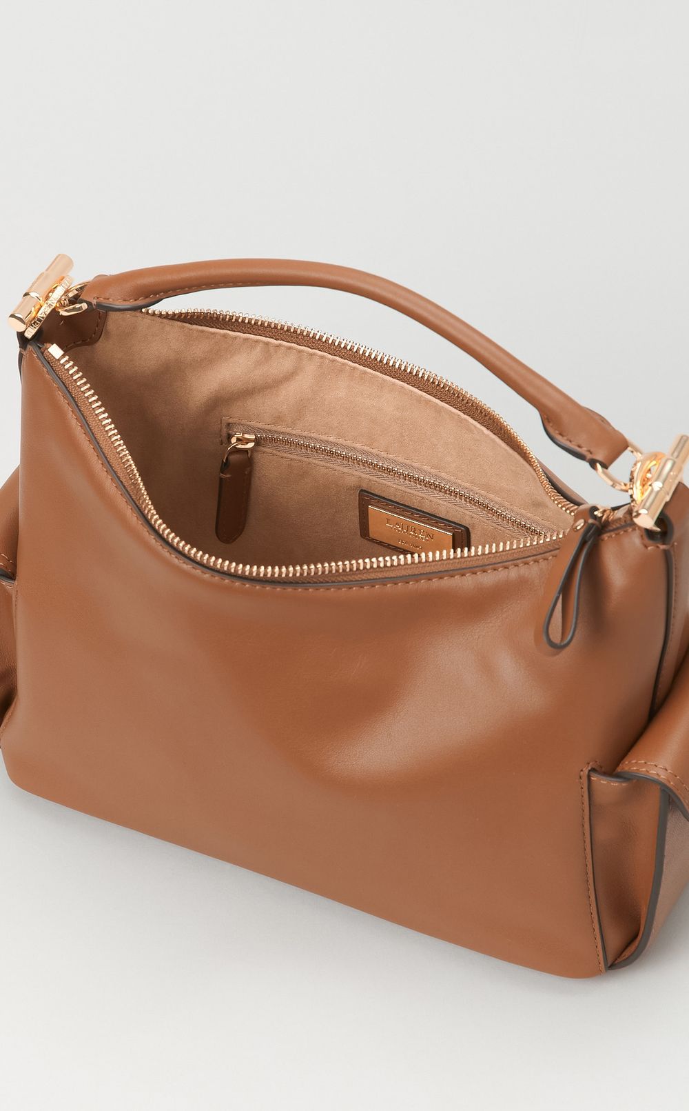 ソフトレザーワンショルダーバッグ