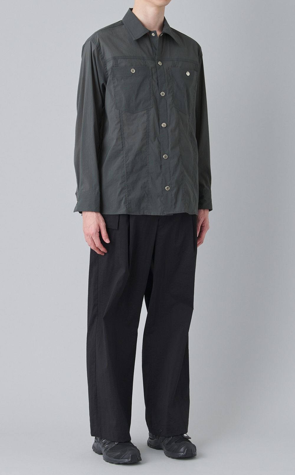 ナイロンサードディテールシャツ