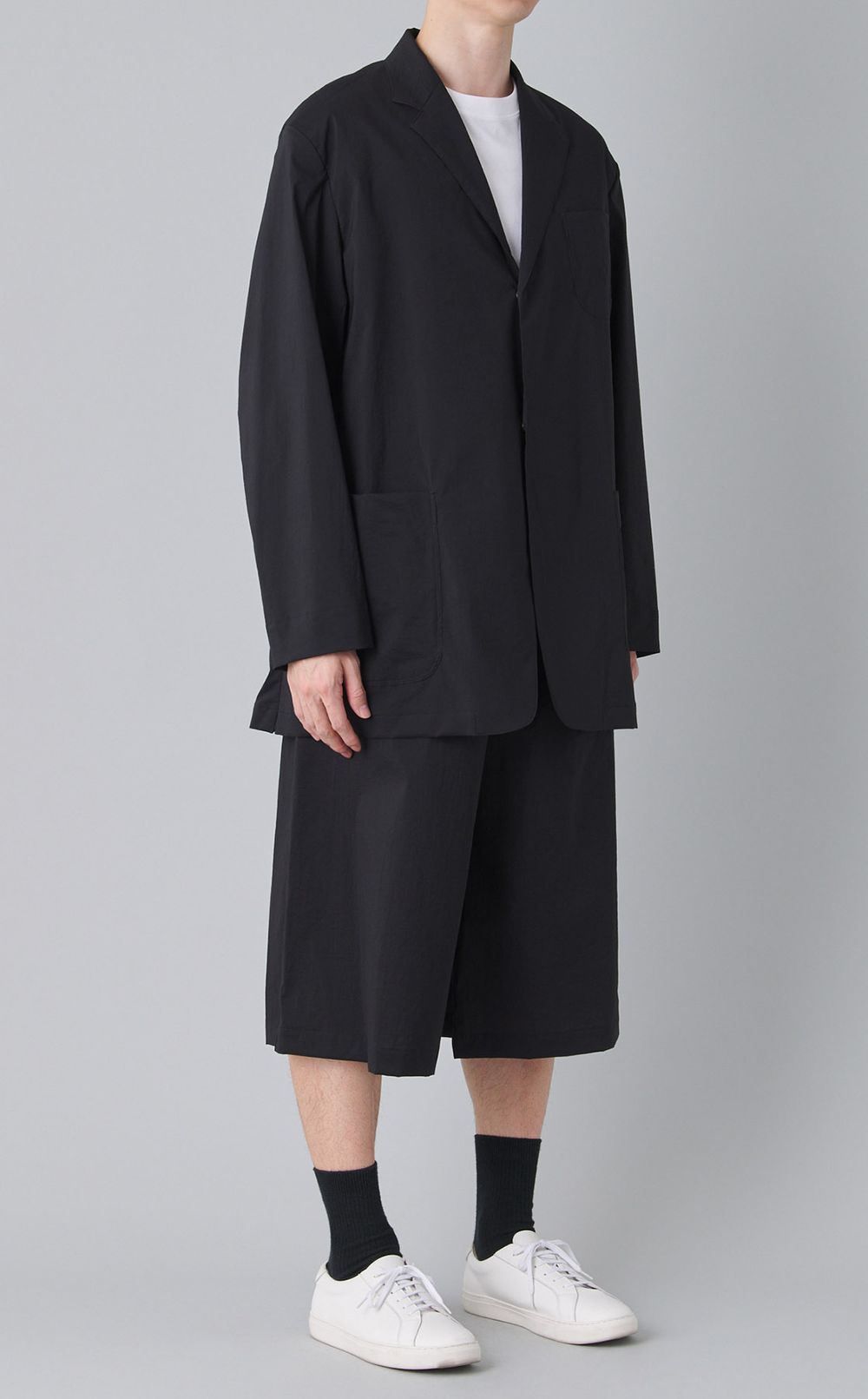 ボリュームワイドショートパンツ