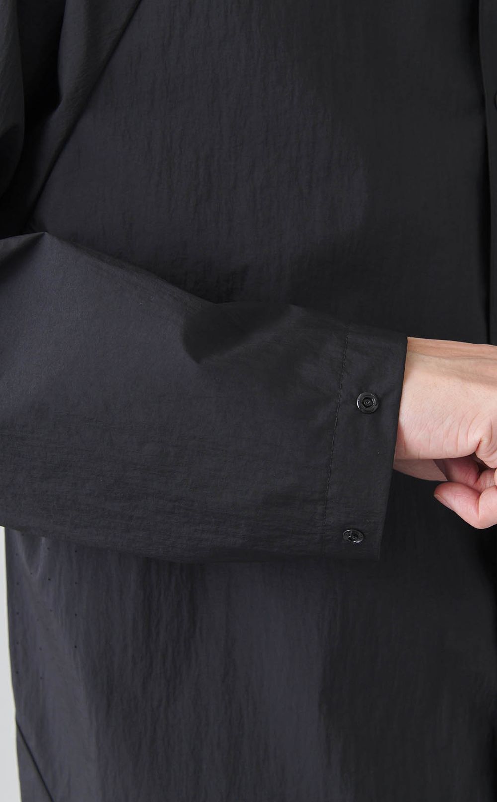 シアーナイロンウインドシャツ