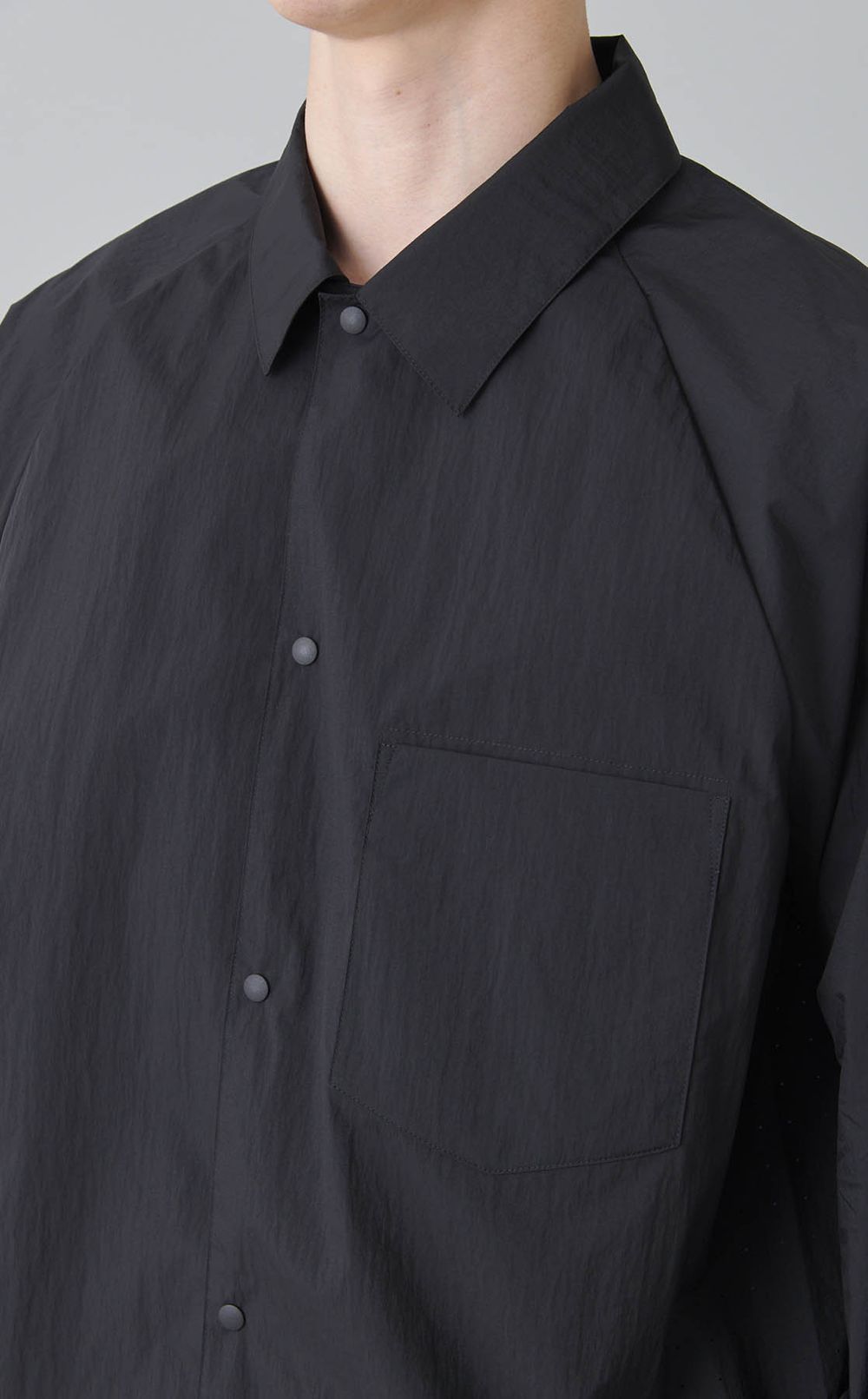 シアーナイロンウインドシャツ