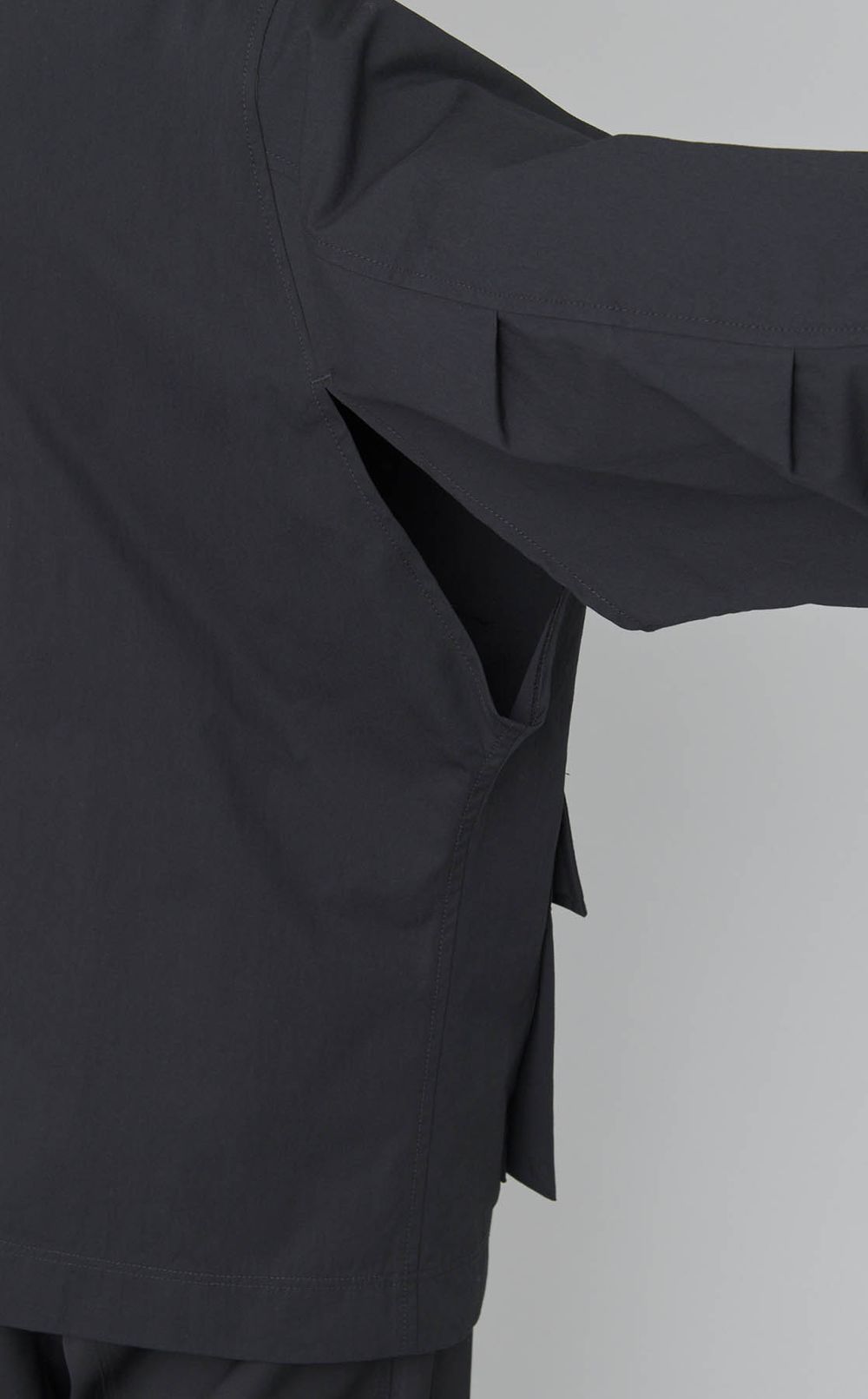 ハオリミリタリージャケット