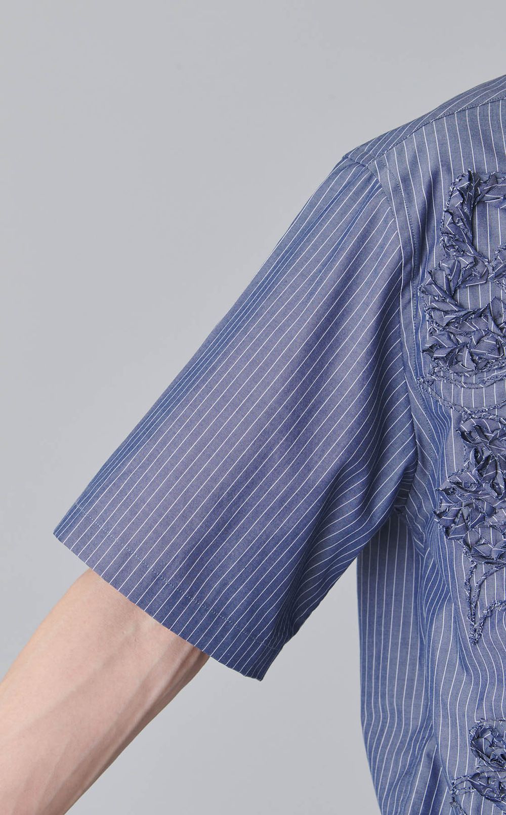 エンブロイダリーショートスリーブシャツ