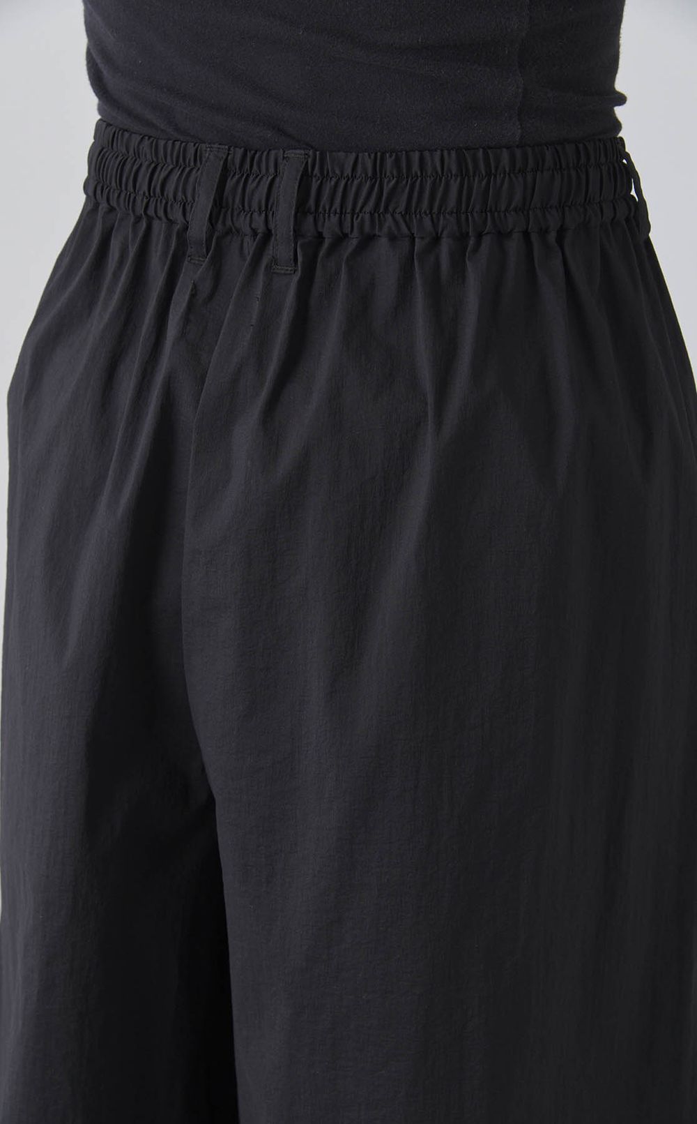 ボリュームワイドショートパンツ