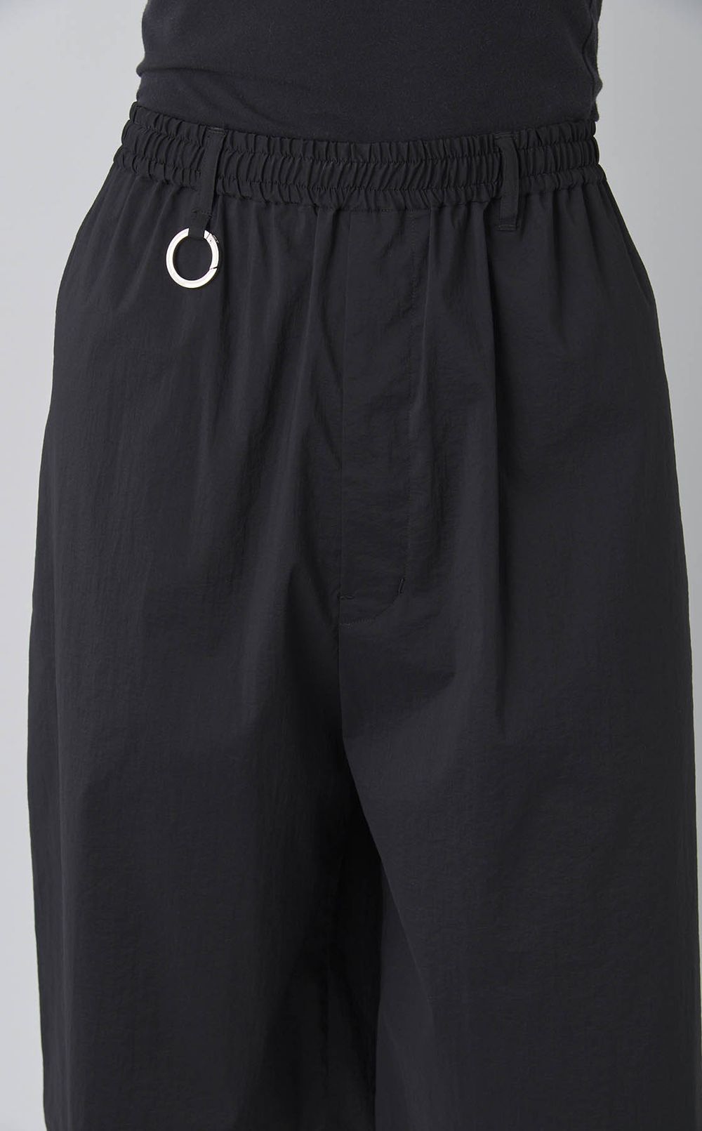 ボリュームワイドショートパンツ