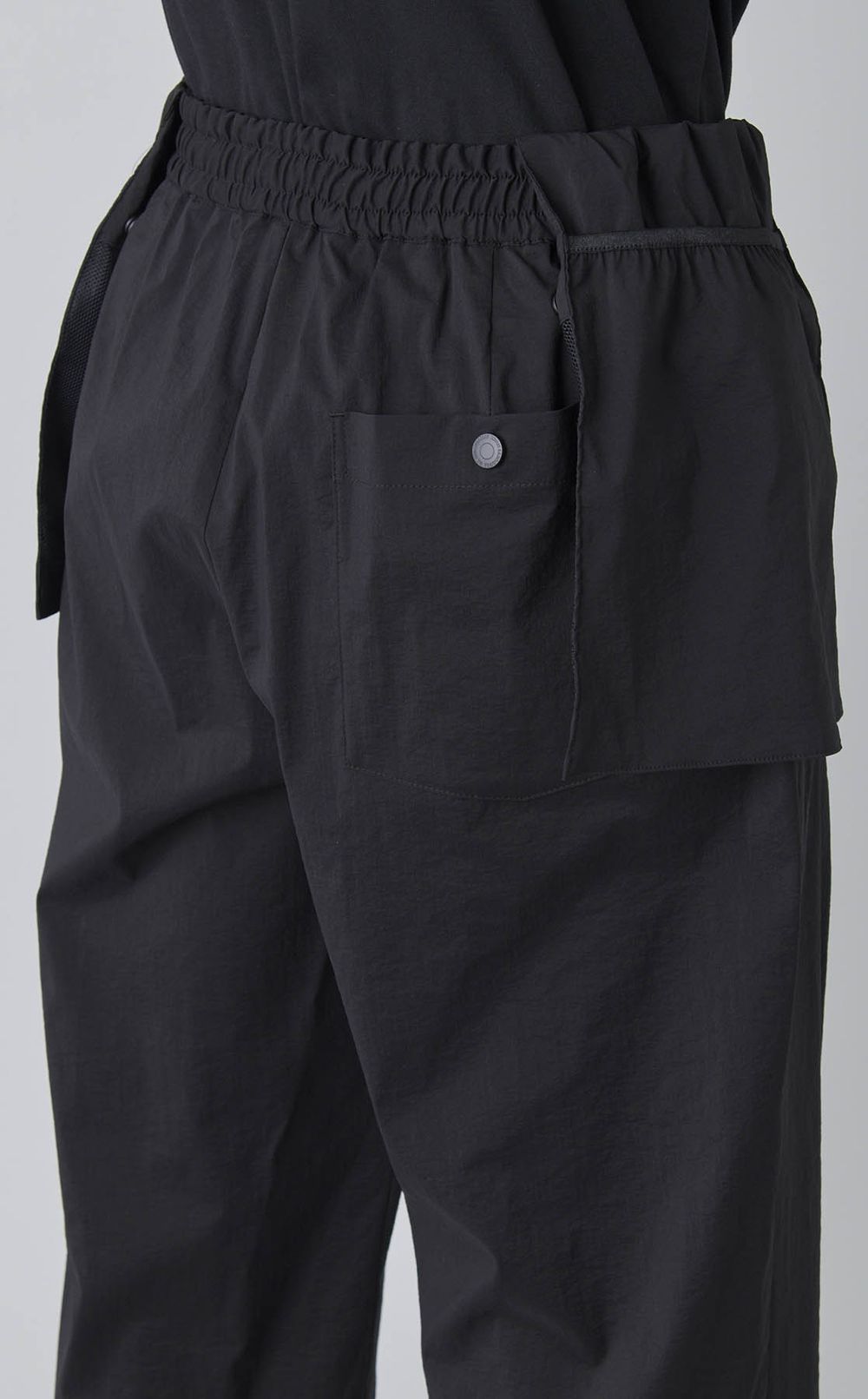 ユーティリティカーゴパンツ