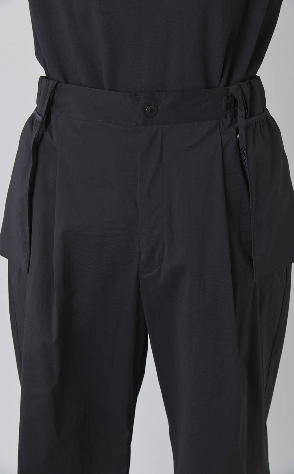 ユーティリティカーゴパンツ