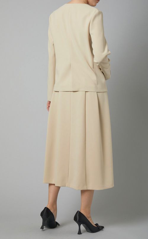 ノーカラーコンパクトジャケット