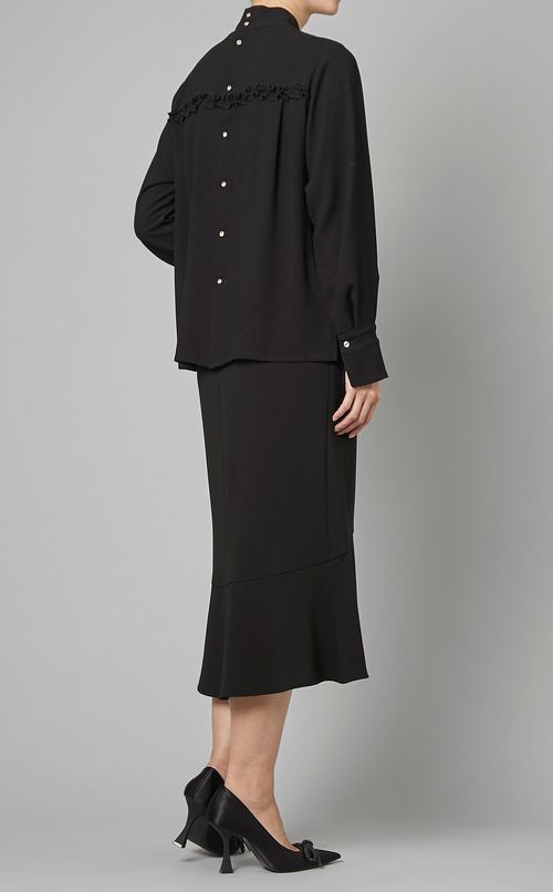 ボウタイフリルブラウス