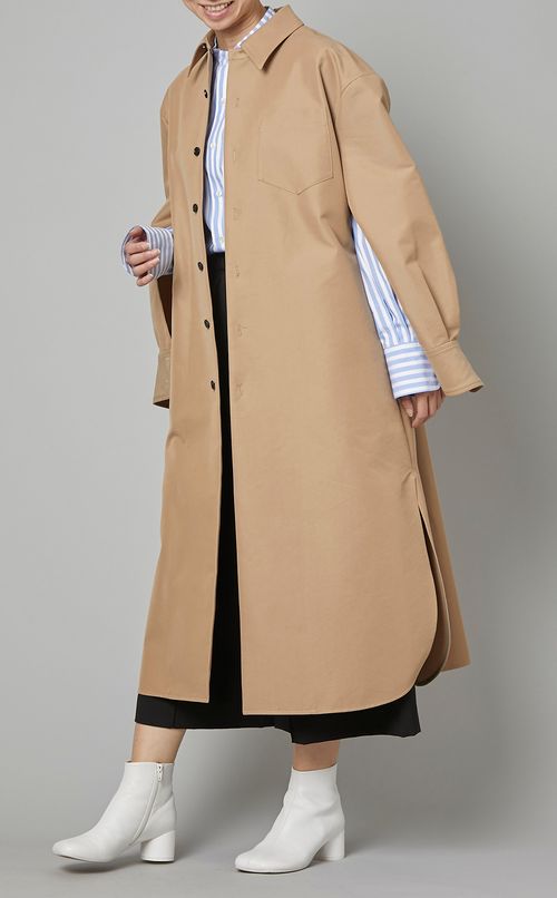 スラッシュスリーブラウンドラインコート