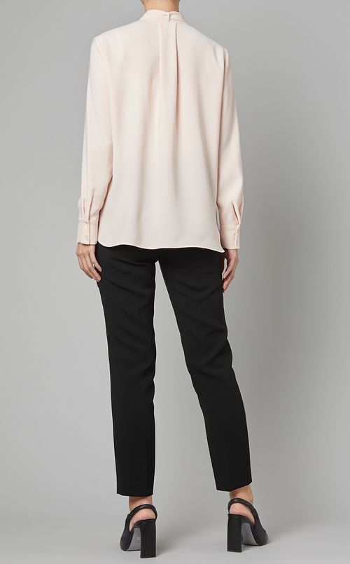 ドレープボウタイストレッチブラウス