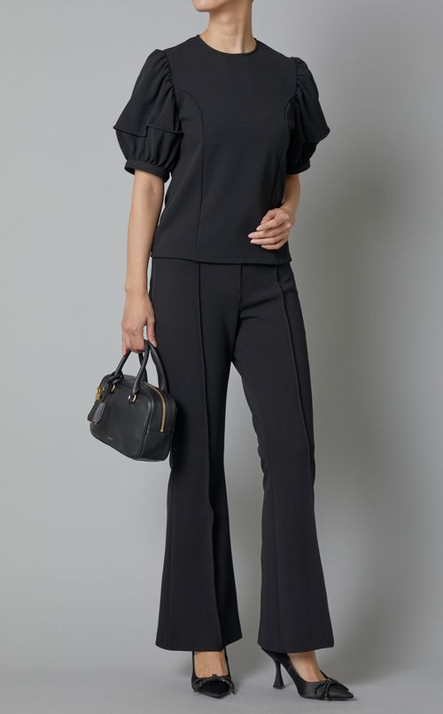 パフスリーブブラウス