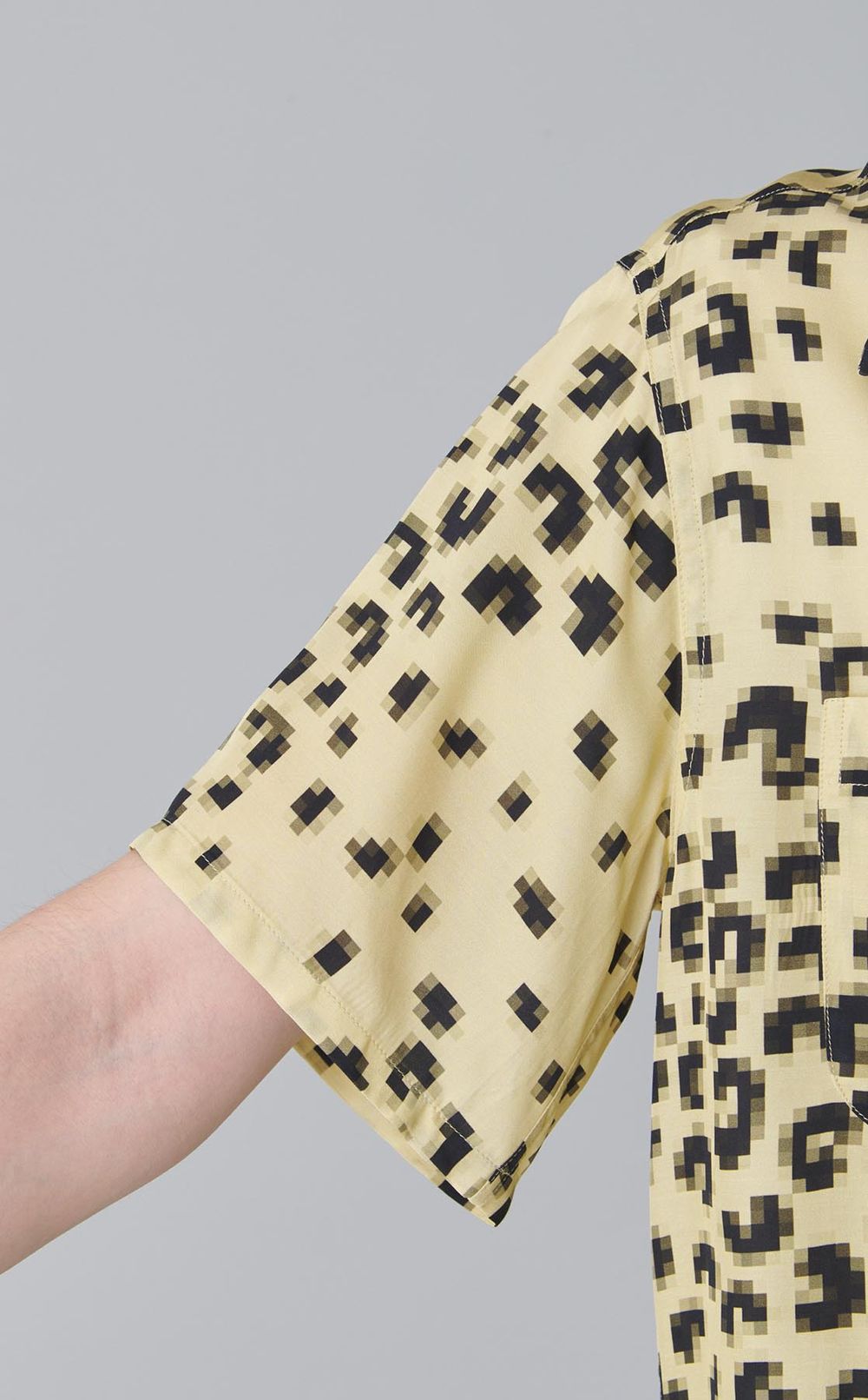 ジオレオパードショートスリーブシャツ