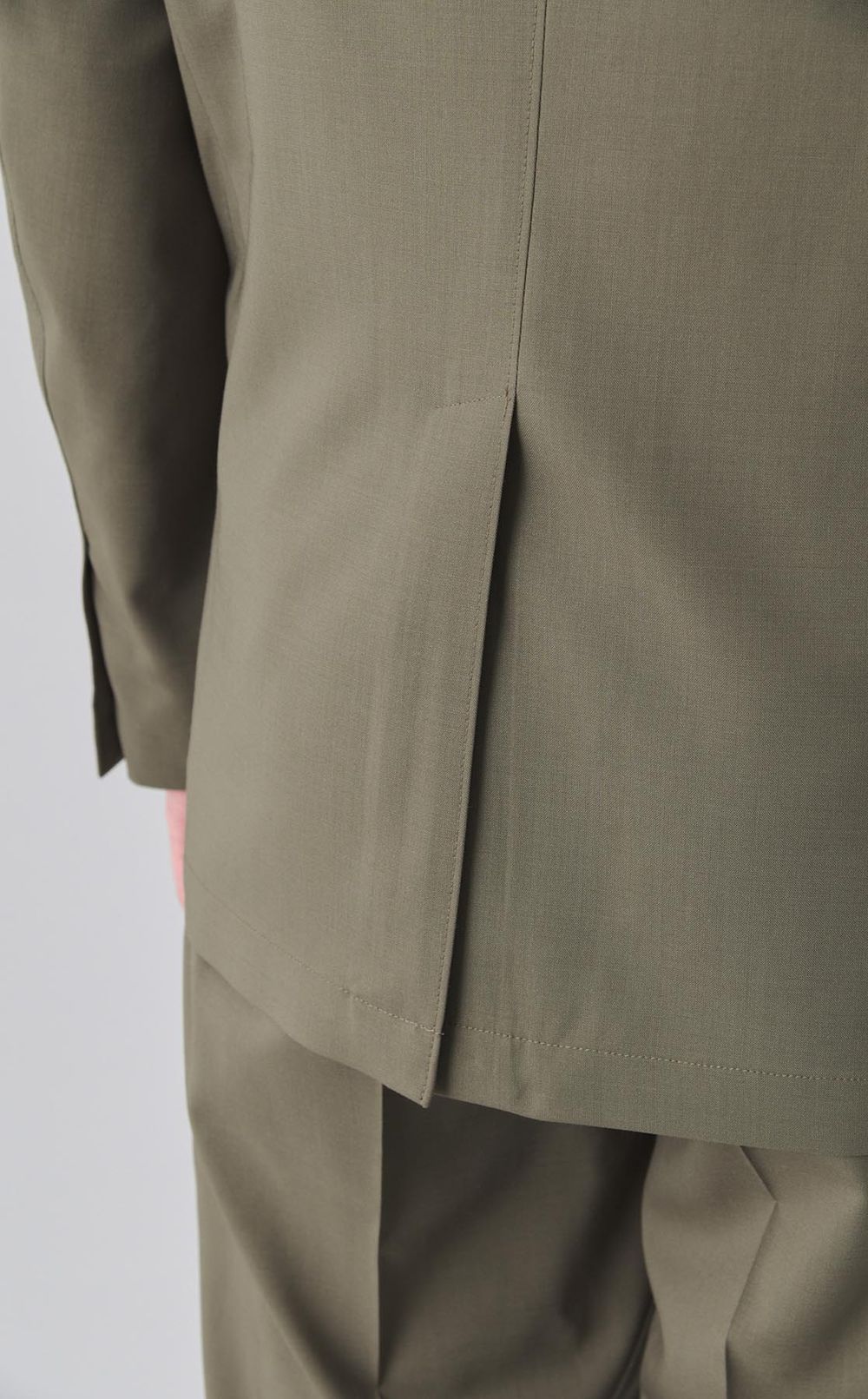 モーションウールトラベルジャケット