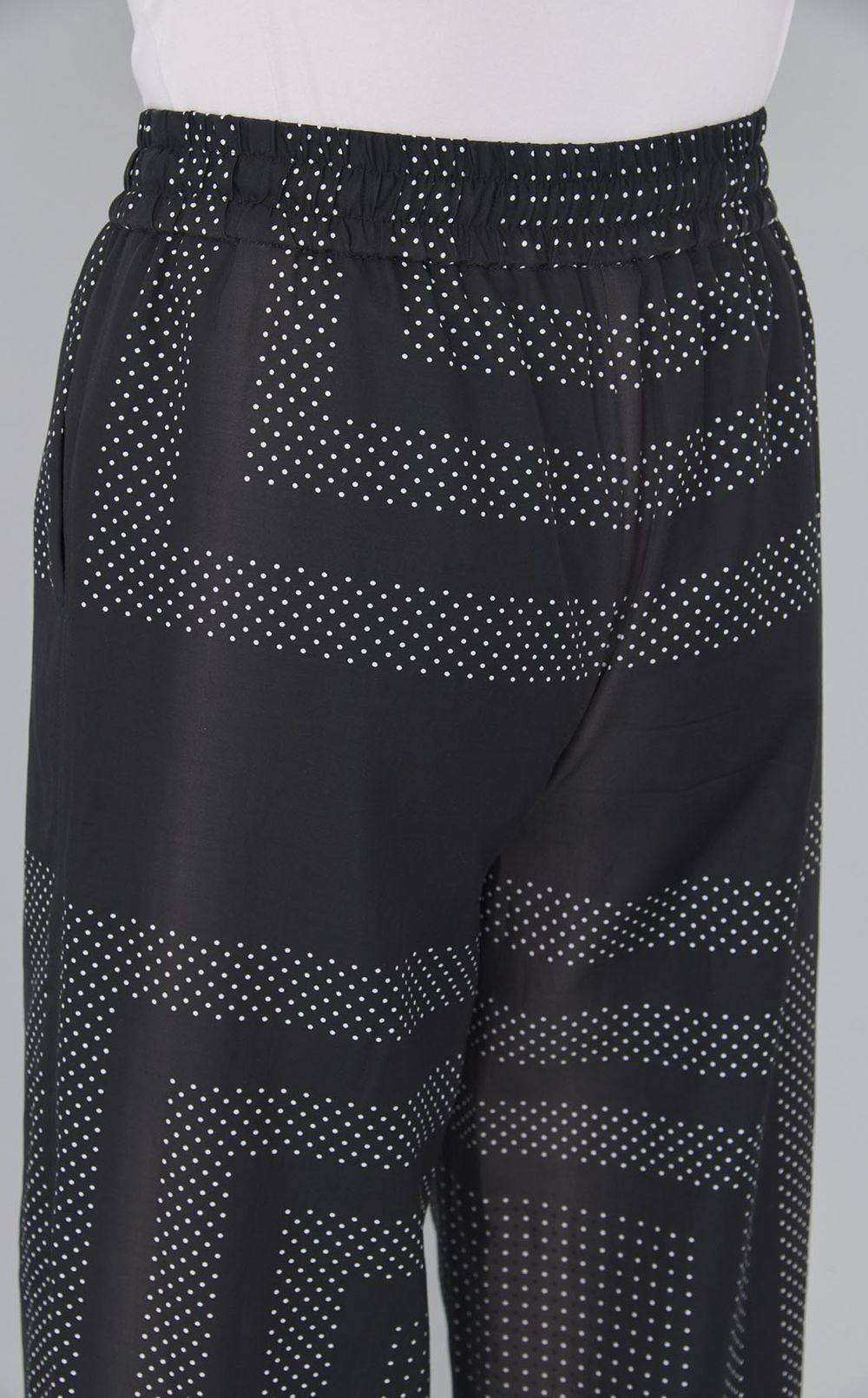 ドットプリントパンツ