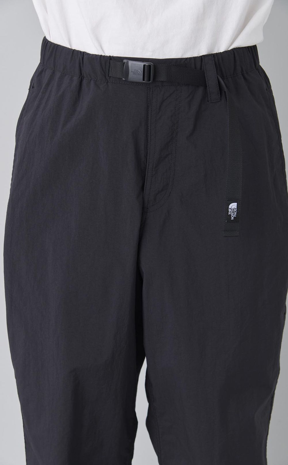 コンパクトパンツ