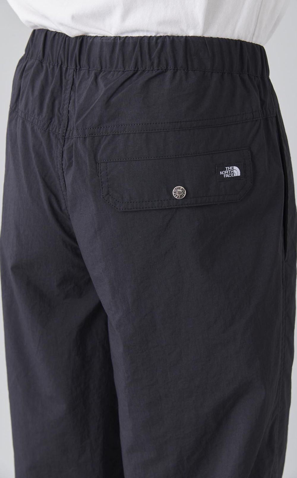 コンパクトパンツ