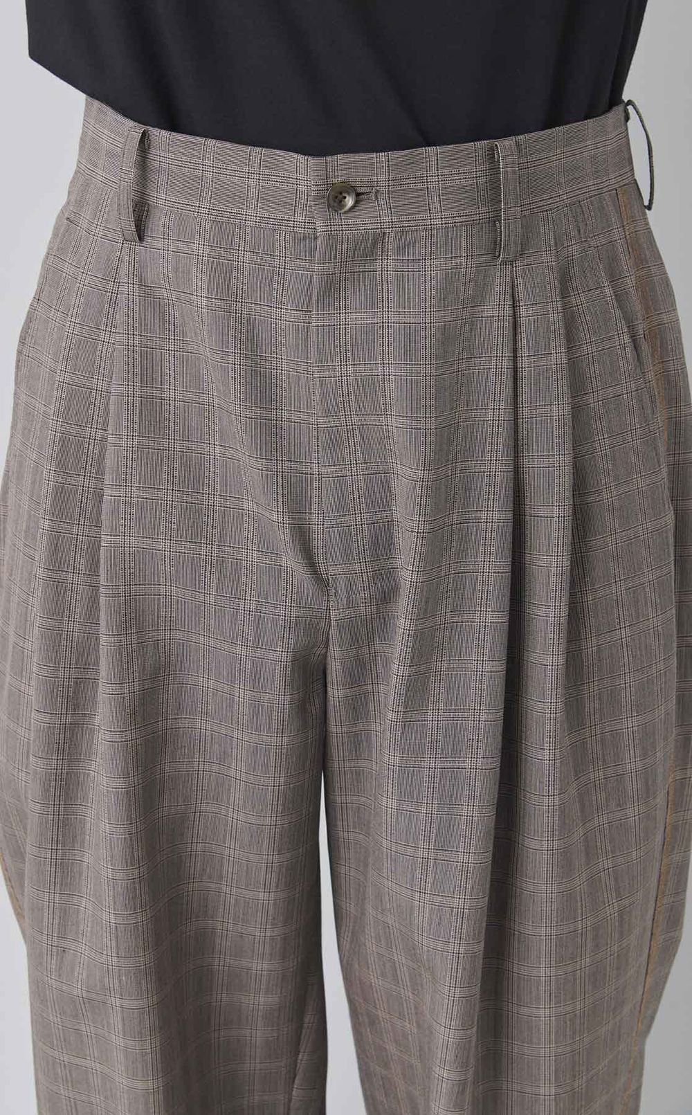 チェックリラックステーパードパンツ