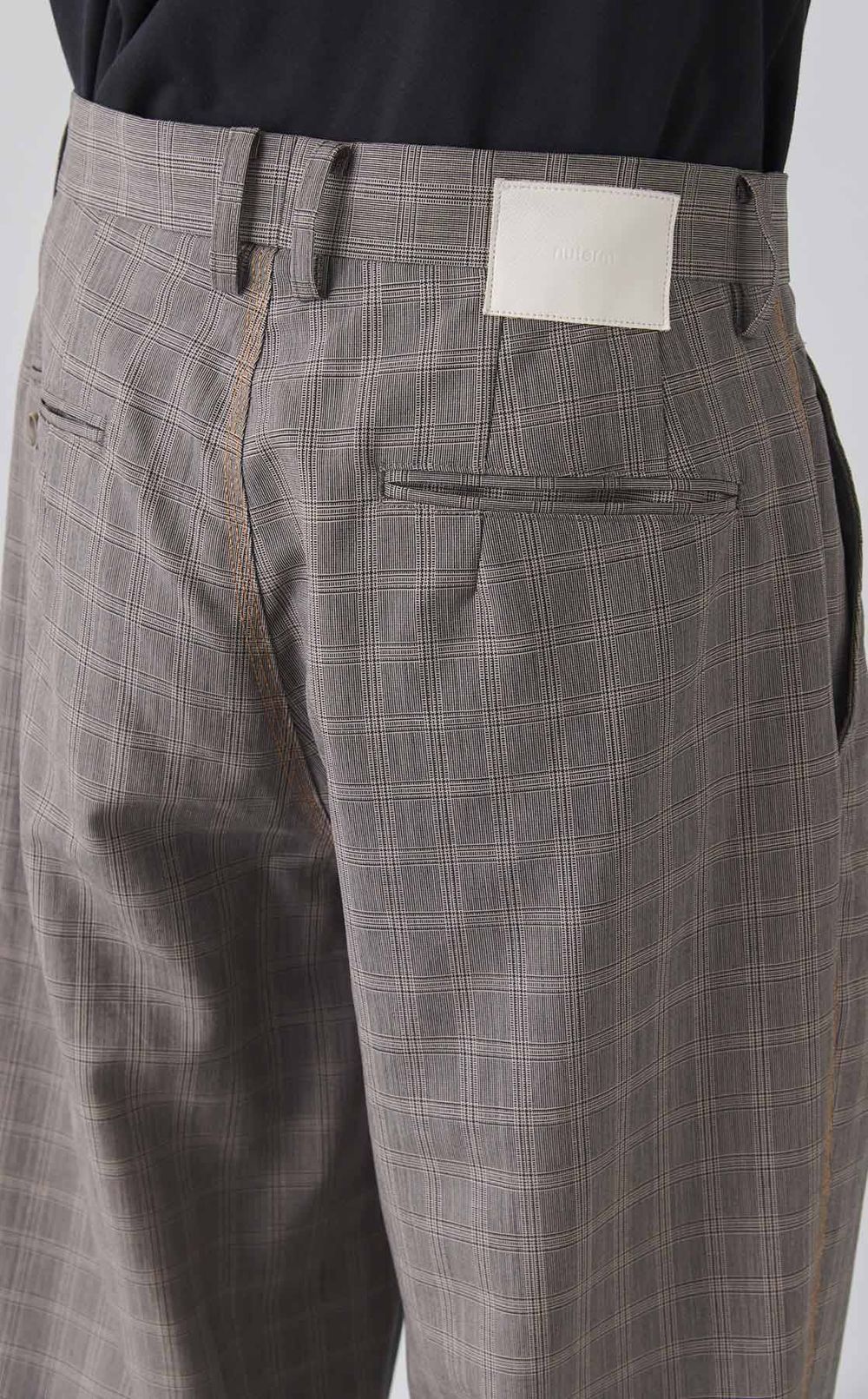 チェックリラックステーパードパンツ